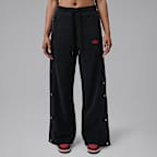 Black/University Red