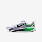 White/Green Spark/Midnight Navy