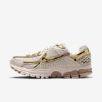 Light Orewood Brown/Hemp/Phantom/Metallic Gold