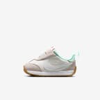 Sail/Gum Light Brown/Safety Orange/Arctic Green