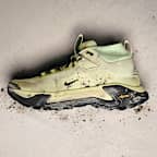 Life Lime/Barely Volt/Smoke Grey/Dark Smoke Grey