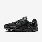 Dark Smoke Grey/Anthracite/White/Team Black