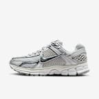 Grey Fog/Off-White/Spruce Aura/Grey Fog