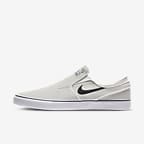 Summit White/Summit White/White/Black
