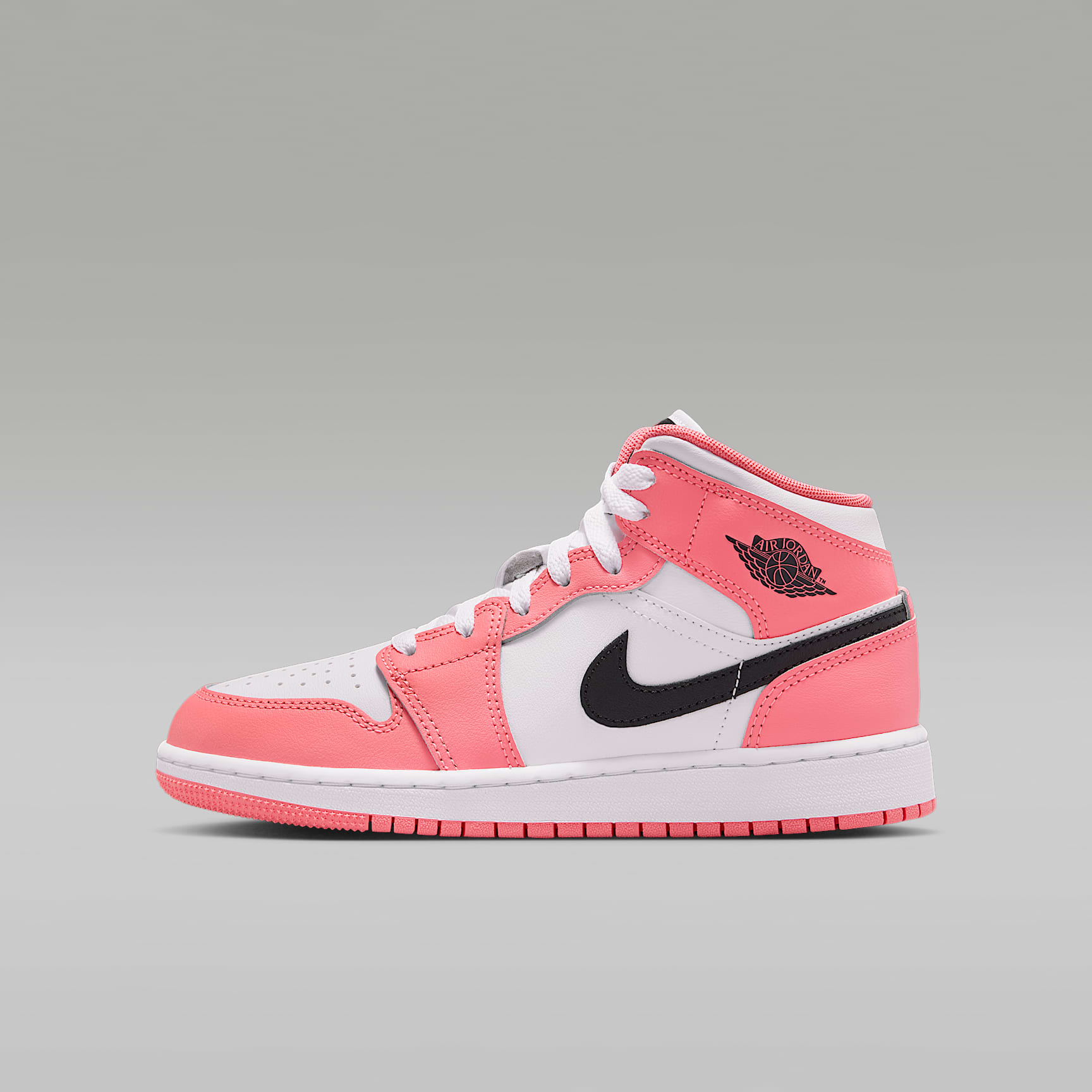 Air Jordan 1 Mid Older Kids' Shoes