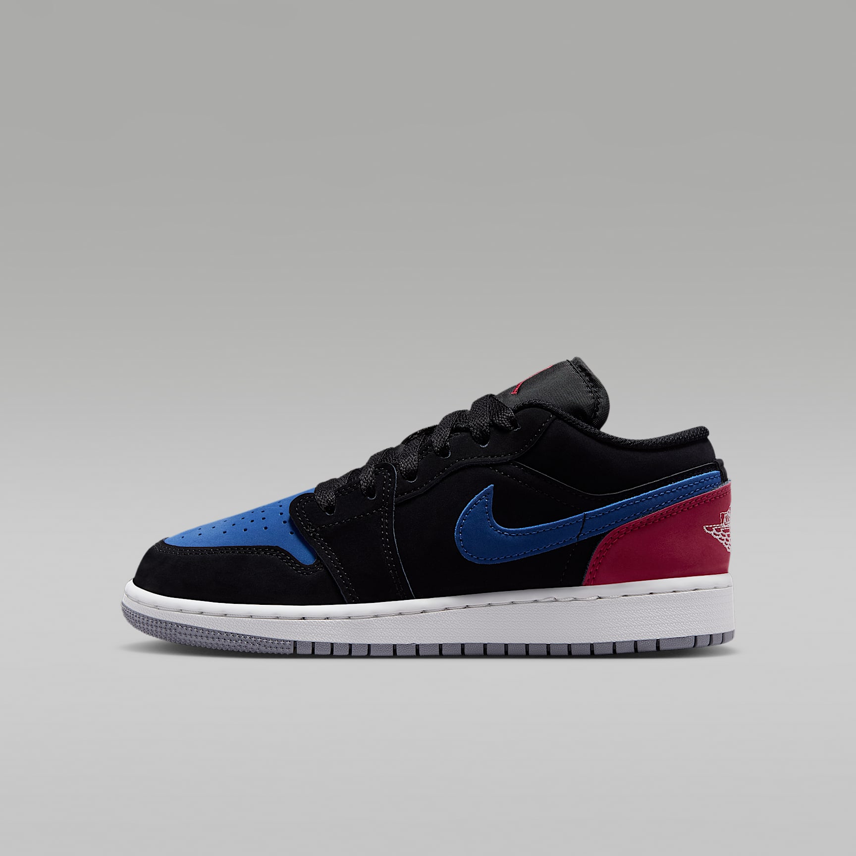 Air Jordan 1 Low Older Kids' Shoes