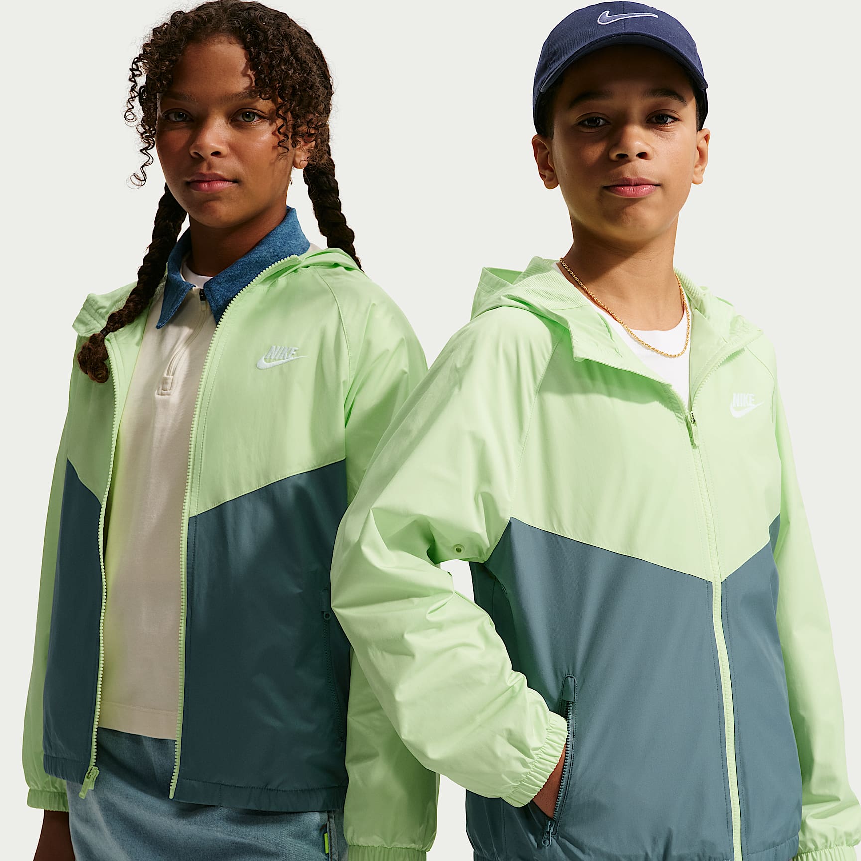 Nike Sportswear Windrunner Older Kids' Hooded Repel Jacket