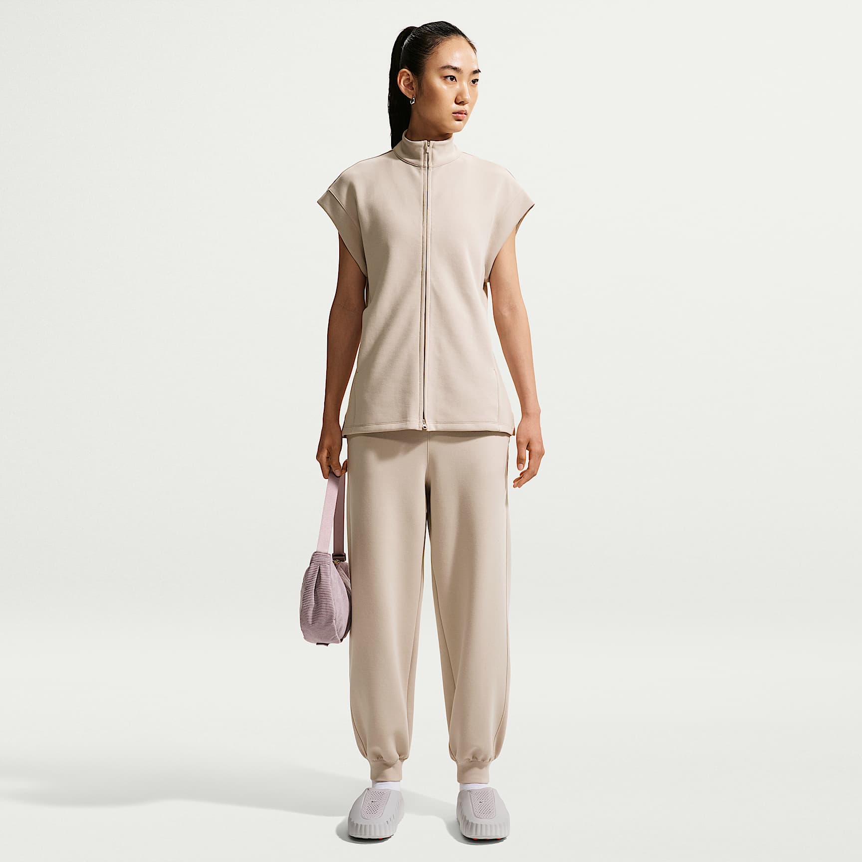Nike 24.7 ImpossiblySoft Women's Dri-FIT High-Rise Joggers