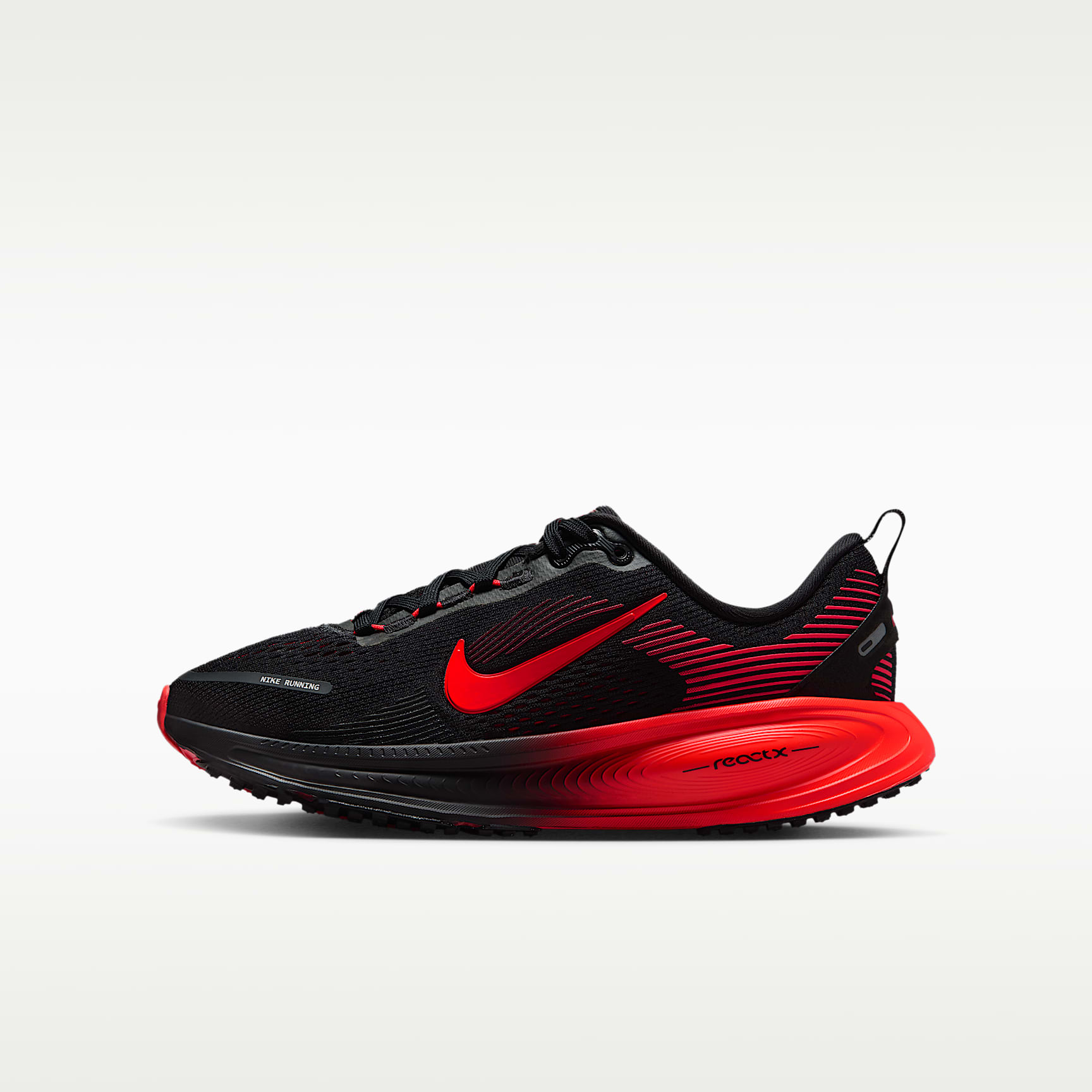 Nike Vomero 18 Older Kids' Road Running Shoes