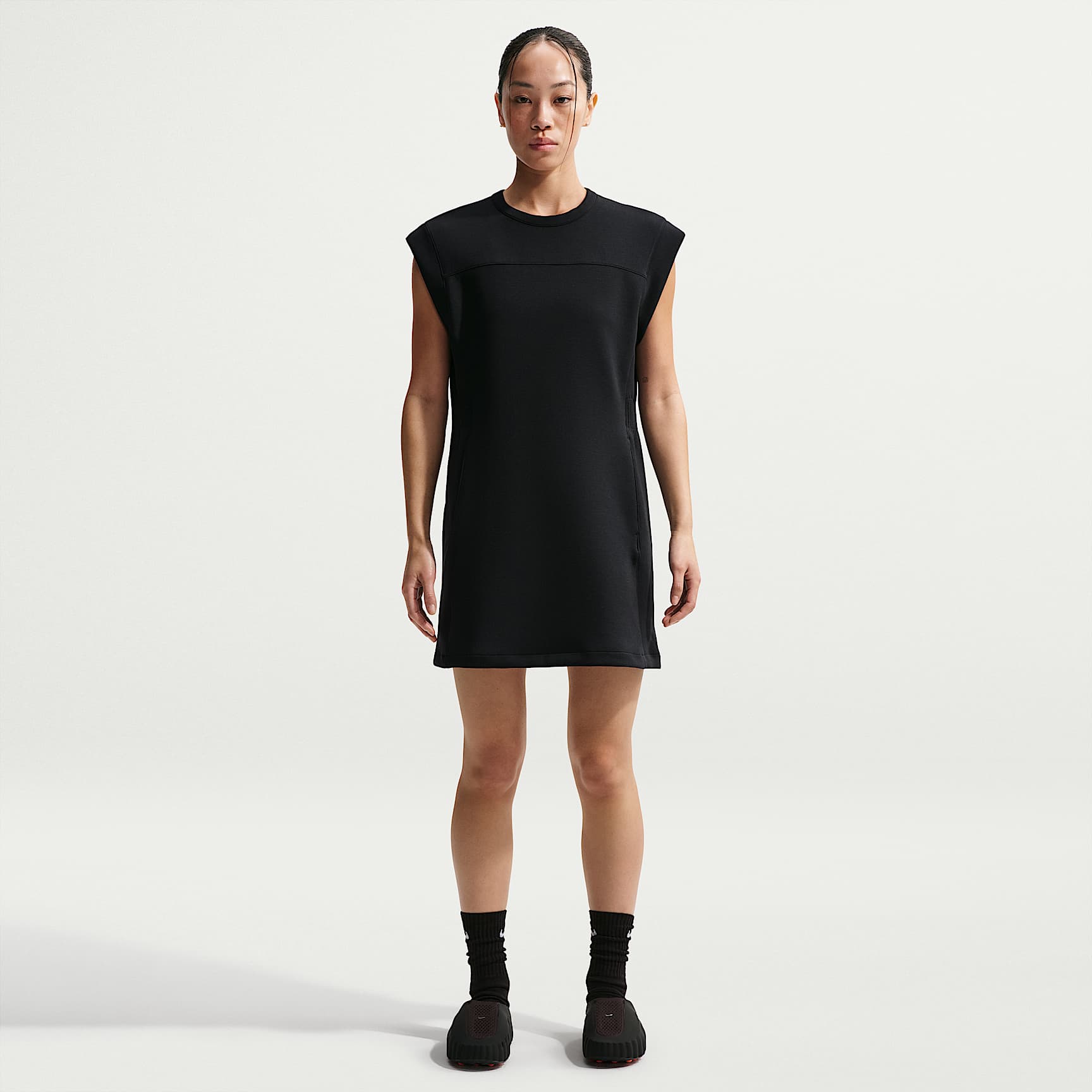 Nike 24.7 ImpossiblySoft Women's Dri-FIT Dress