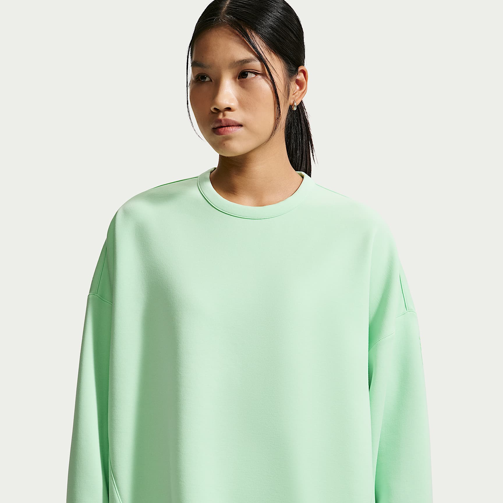 Nike 24.7 ImpossiblySoft Women's Dri-FIT Oversized Crew-Neck Top