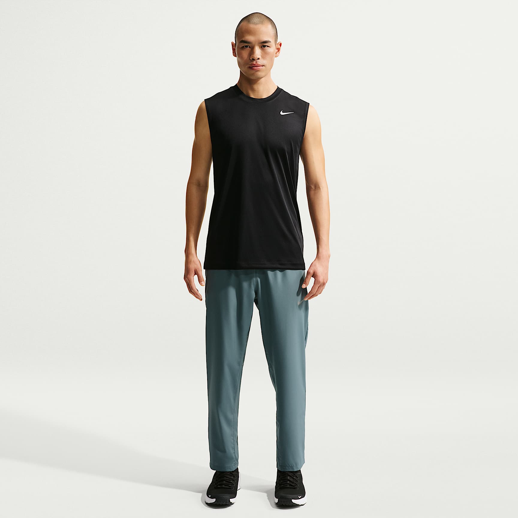 Nike Form Men's Dri-FIT Open-Hem Versatile Trousers