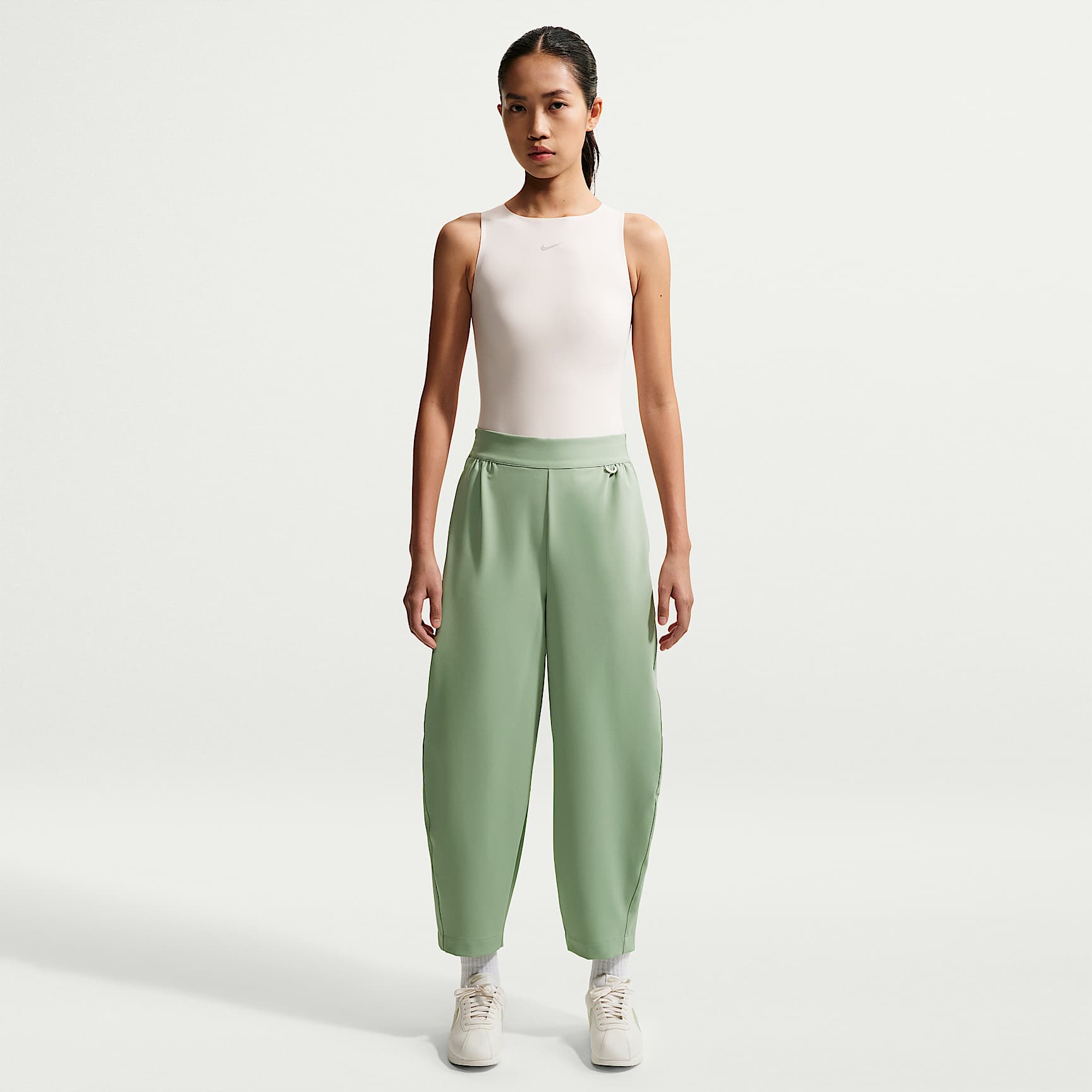 Nike 24.7 PerfectStretch Women's Dri-FIT High-Waisted Loose Barrel-Leg Trousers