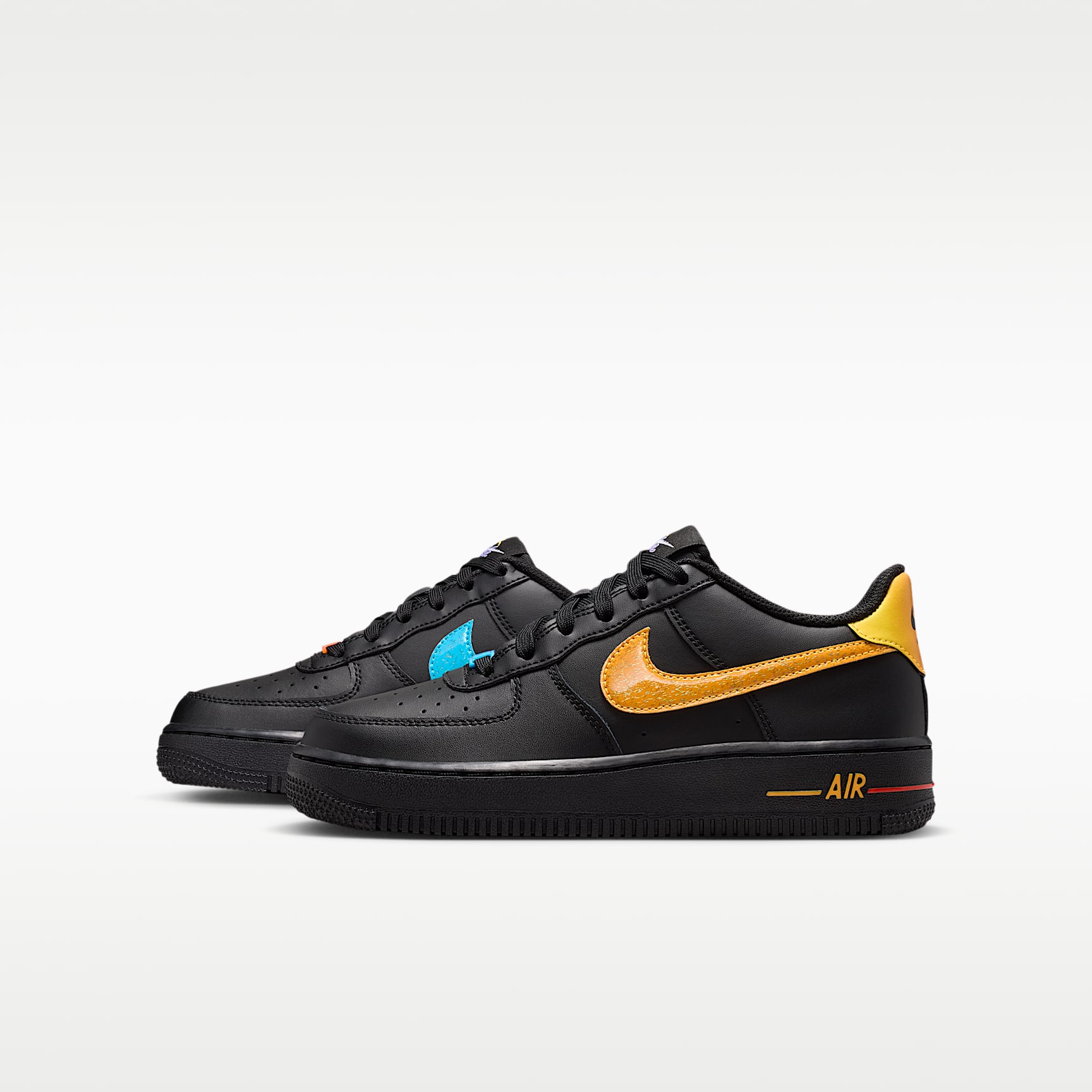 Nike Air Force 1 Older Kids' Shoes