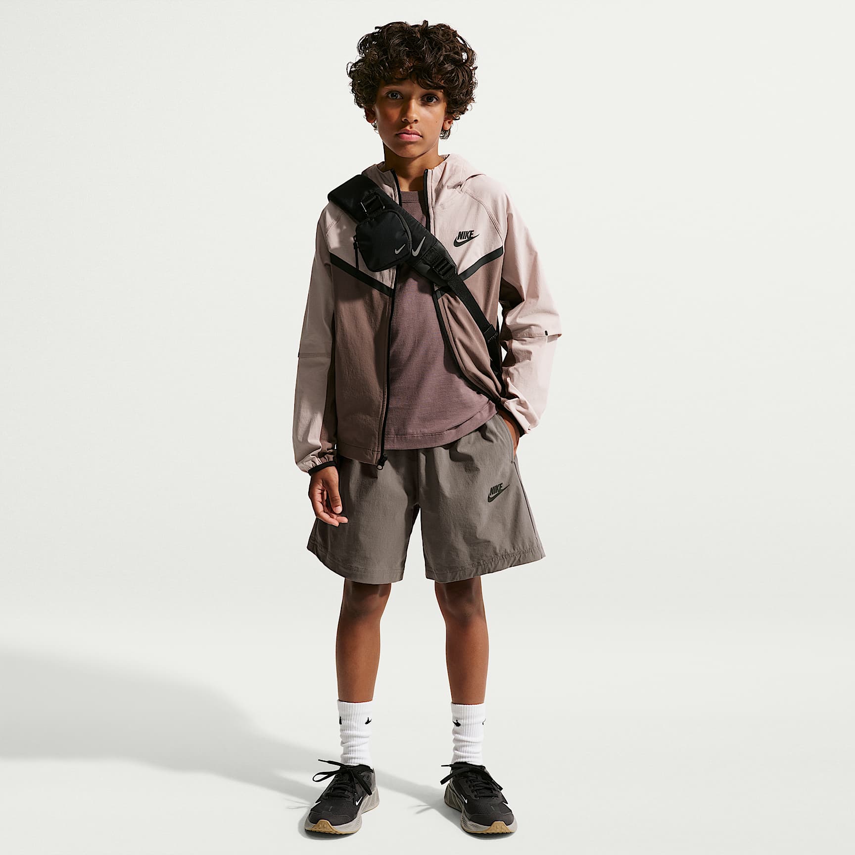 Nike Sportswear Tech Older Kids' (Boys') Woven Shorts