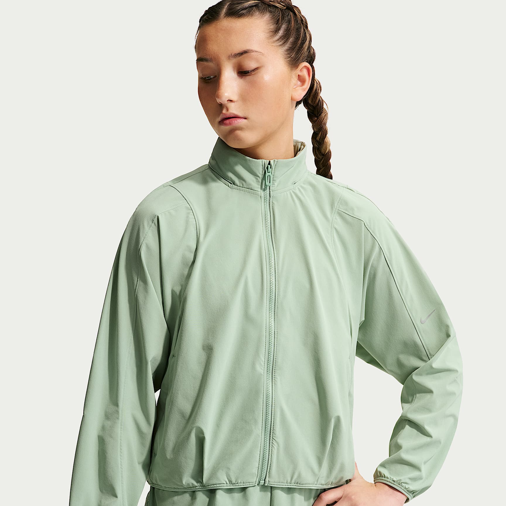Nike MAVN Girls' Water-Repellent UV Woven Jacket