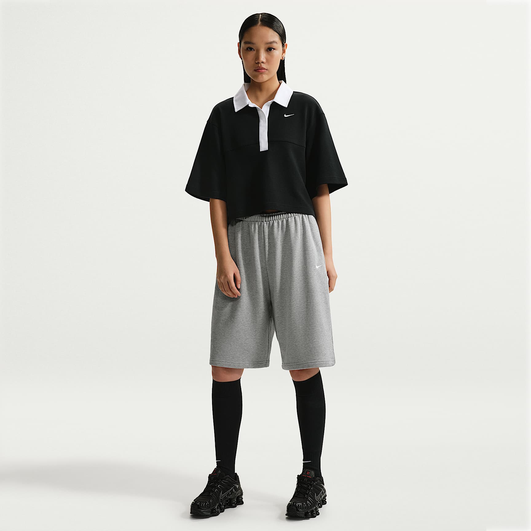 Nike Sportswear Women's Oversized Mid-Rise French Terry Bermuda Shorts