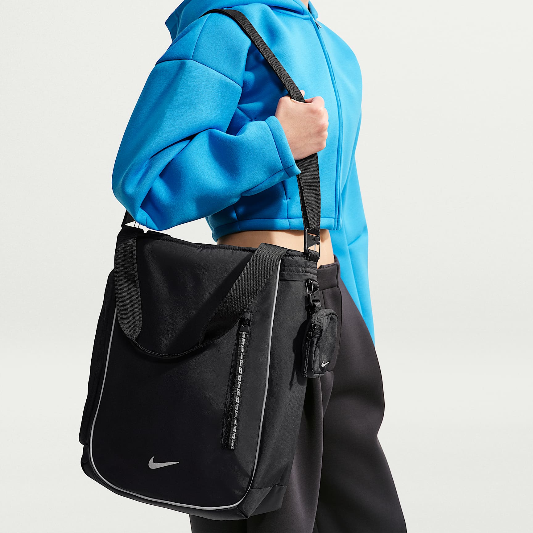 Nike Commute Tote (20L)