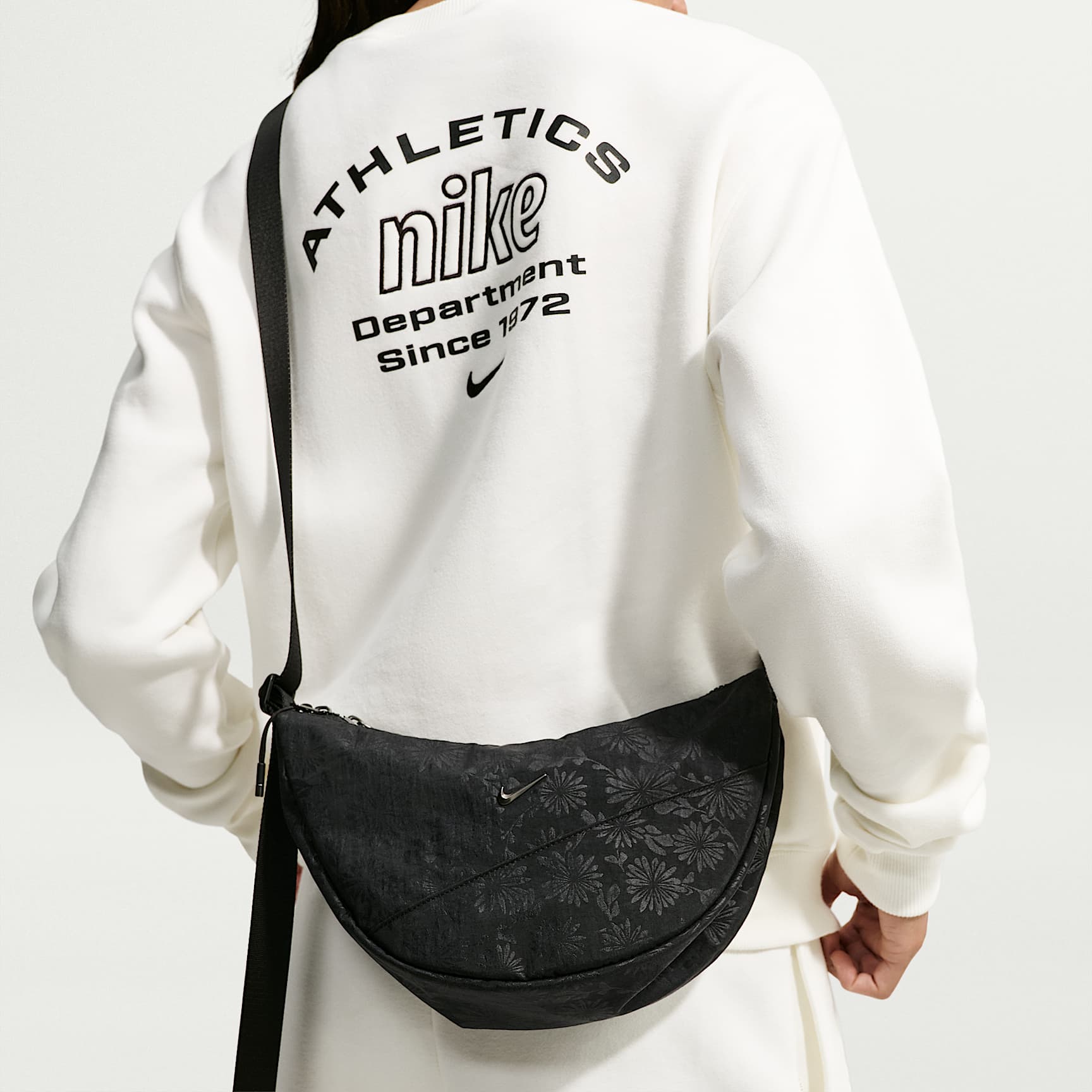 Nike Aura Floral Crescent Cross-Body Bag (4L)