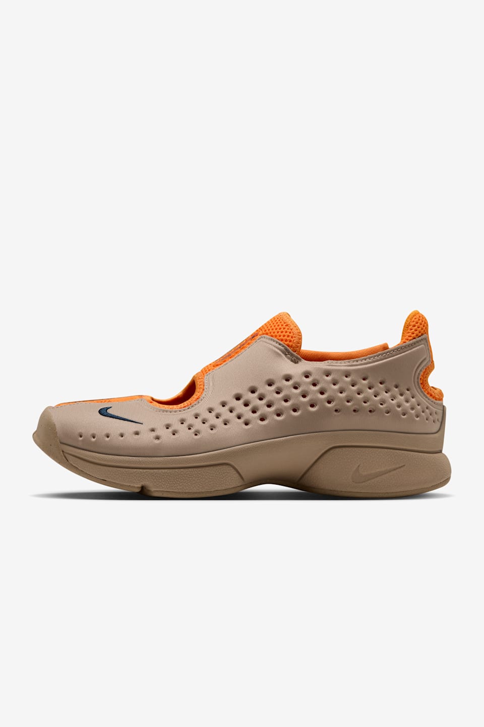 【NIKE公式】レディース リフト 2 'Vivid Orange and Yukon Tan' (IQ8006-201) 発売日
