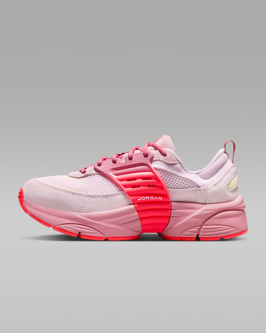 Jordan Trunner O/S Women's Shoes - Regal Pink/Desert Berry/Track Red