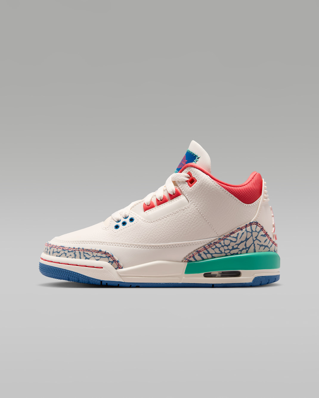 Air Jordan 3 Retro 'Play Your Way' Older Kids' Shoes - Chalk/True Blue/Kinetic Green/Track Red
