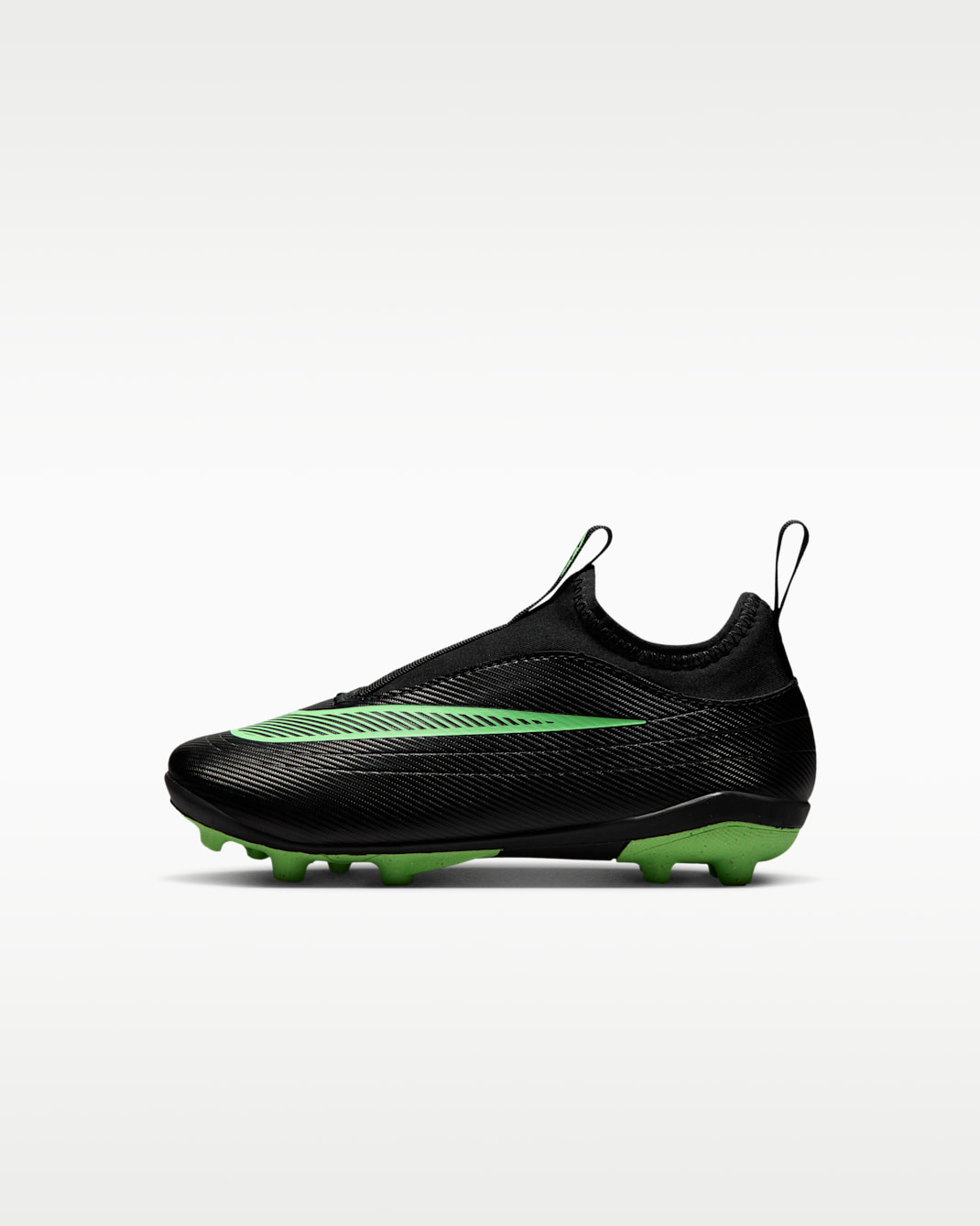 Nike Jr. Mercurial Vapor 17 Club Younger Kids' Multi-Ground Low-Top Football Boots - Black/Black/Illusion Green