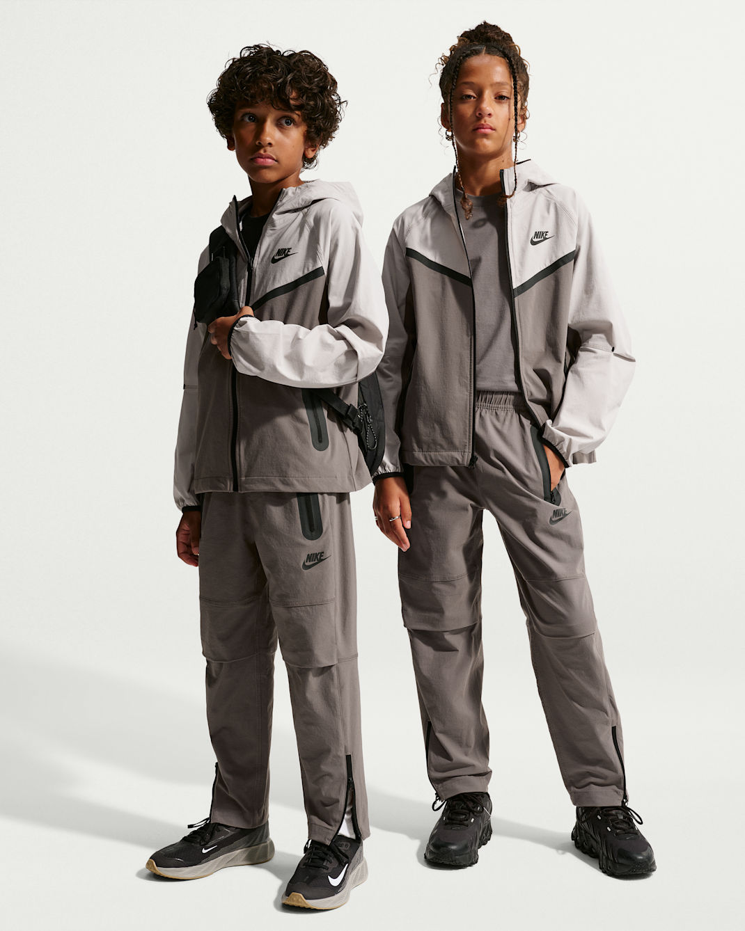 Nike Tech Older Kids' (Boys') Woven Trousers - Cave Stone/Cave Stone/Black