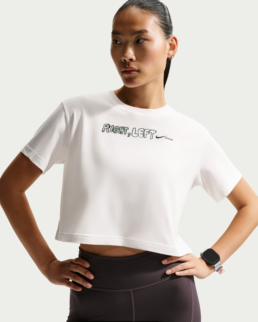 Nike Swift Women's Dri-FIT Short-Sleeve Cropped Running T-Shirt - Sail