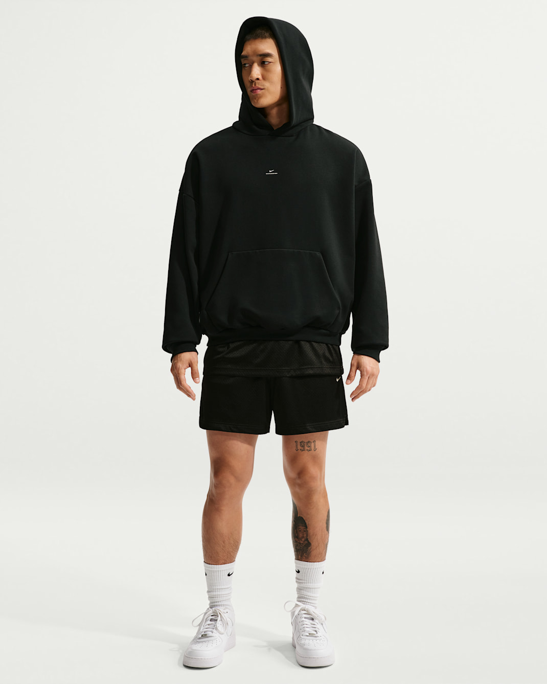 Nike Standard Issue Men's 12.7cm (approx.) Practice Mesh Basketball Shorts - Black/Pale Ivory/Pale Ivory