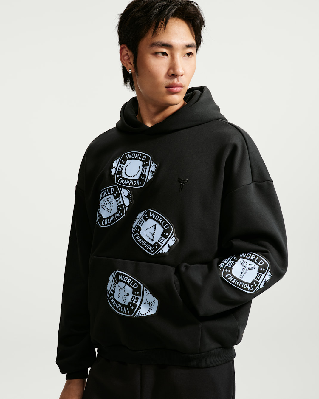 Kobe Nike Standard Issue Men's Therma-FIT Basketball Hoodie - Black/Black