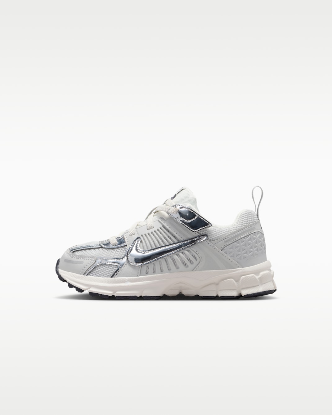 Nike Vomero 5 Younger Kids' Shoes with Reflective Design Accents - Photon Dust/Gridiron/Sail/Chrome