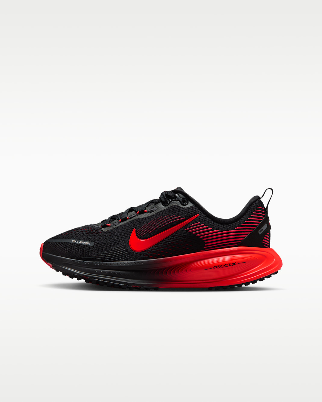 Nike Vomero 18 Older Kids' Road Running Shoes - Black/University Red/Anthracite/Bright Crimson
