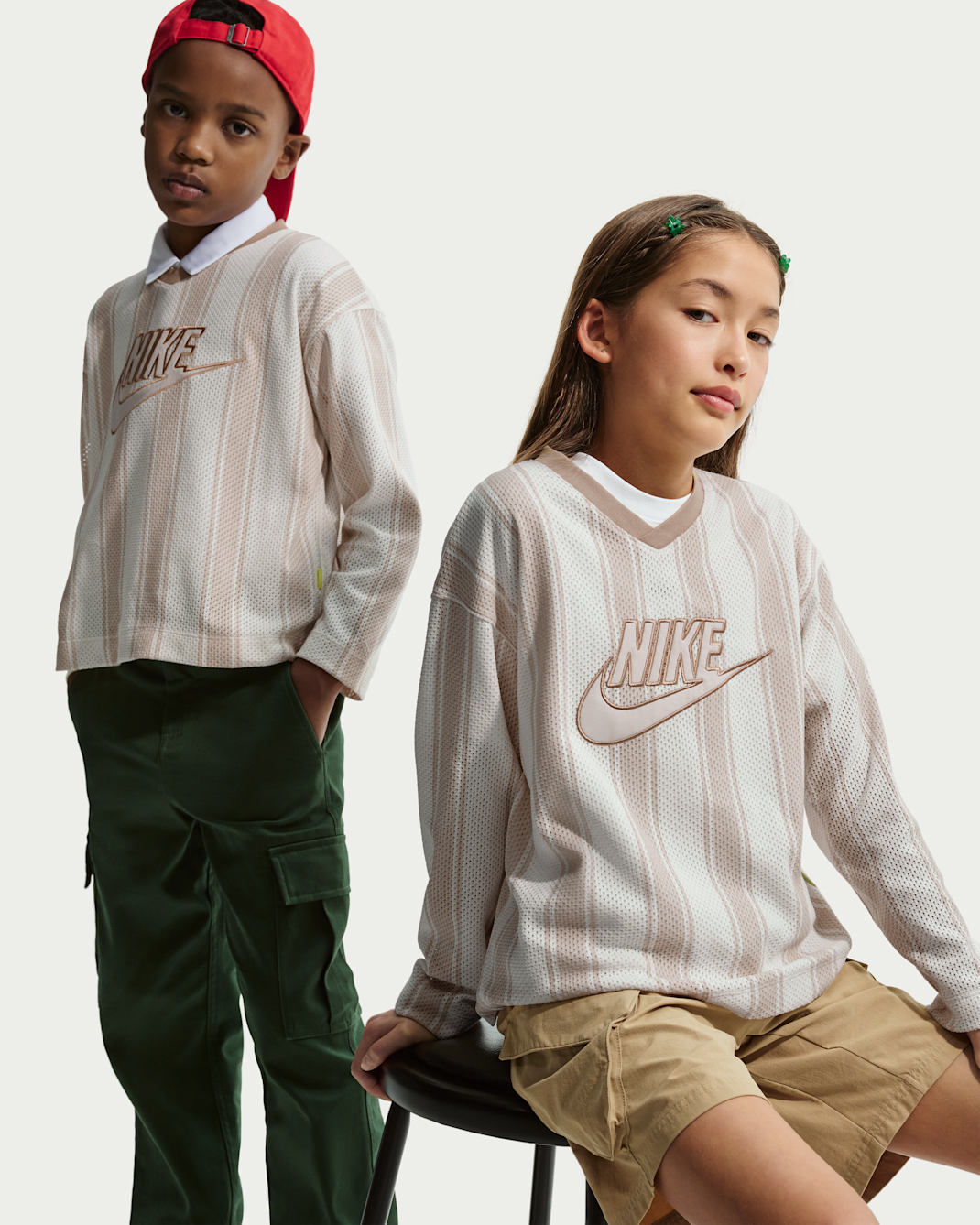 Nike Sportswear Collection Older Kids' Long-Sleeve Mesh Jersey - Light Orewood Brown/Linen/Light Orewood Brown