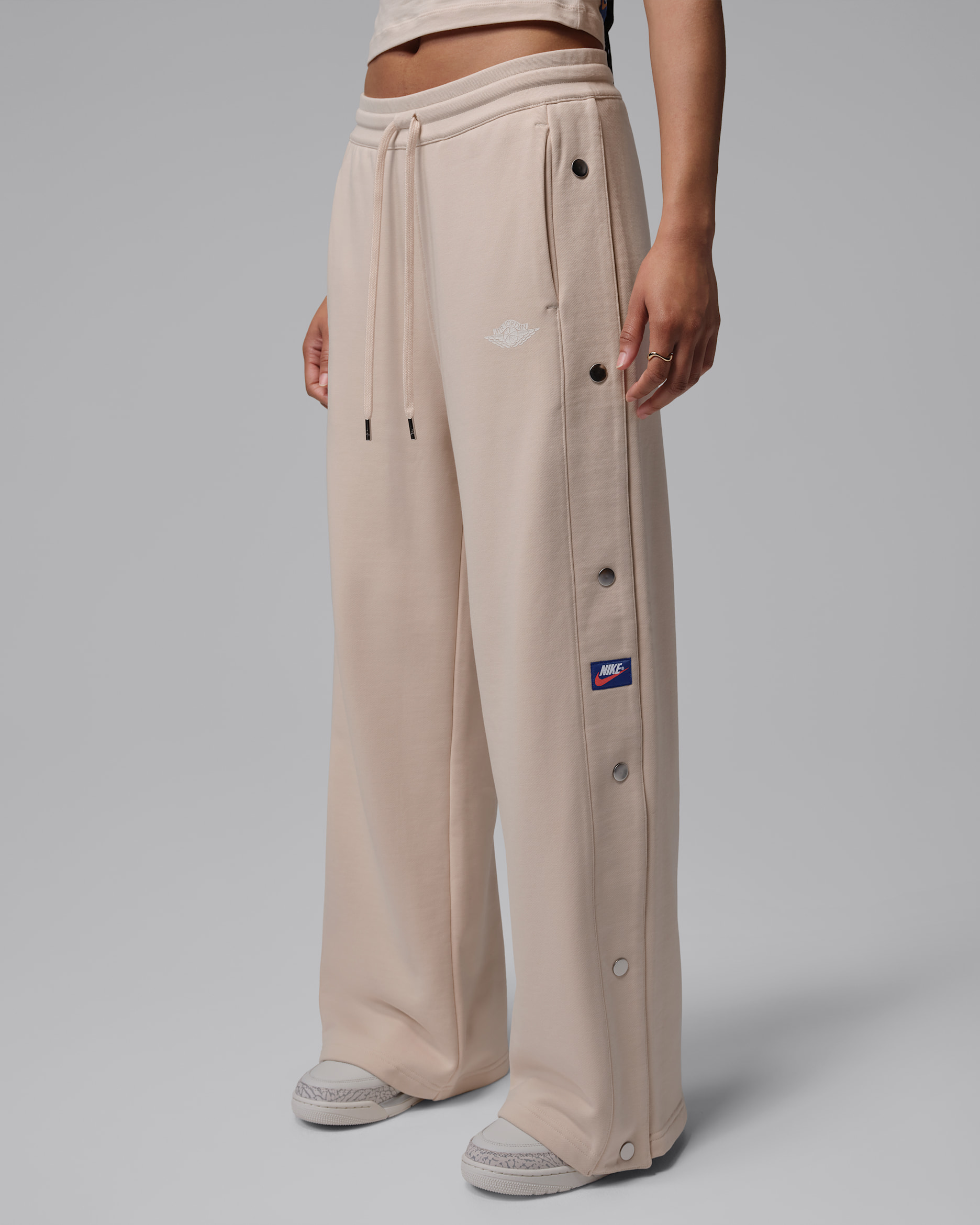 Jordan Flight Fleece Women's French Terry Press-Stud Trousers - Pearl White/Sail