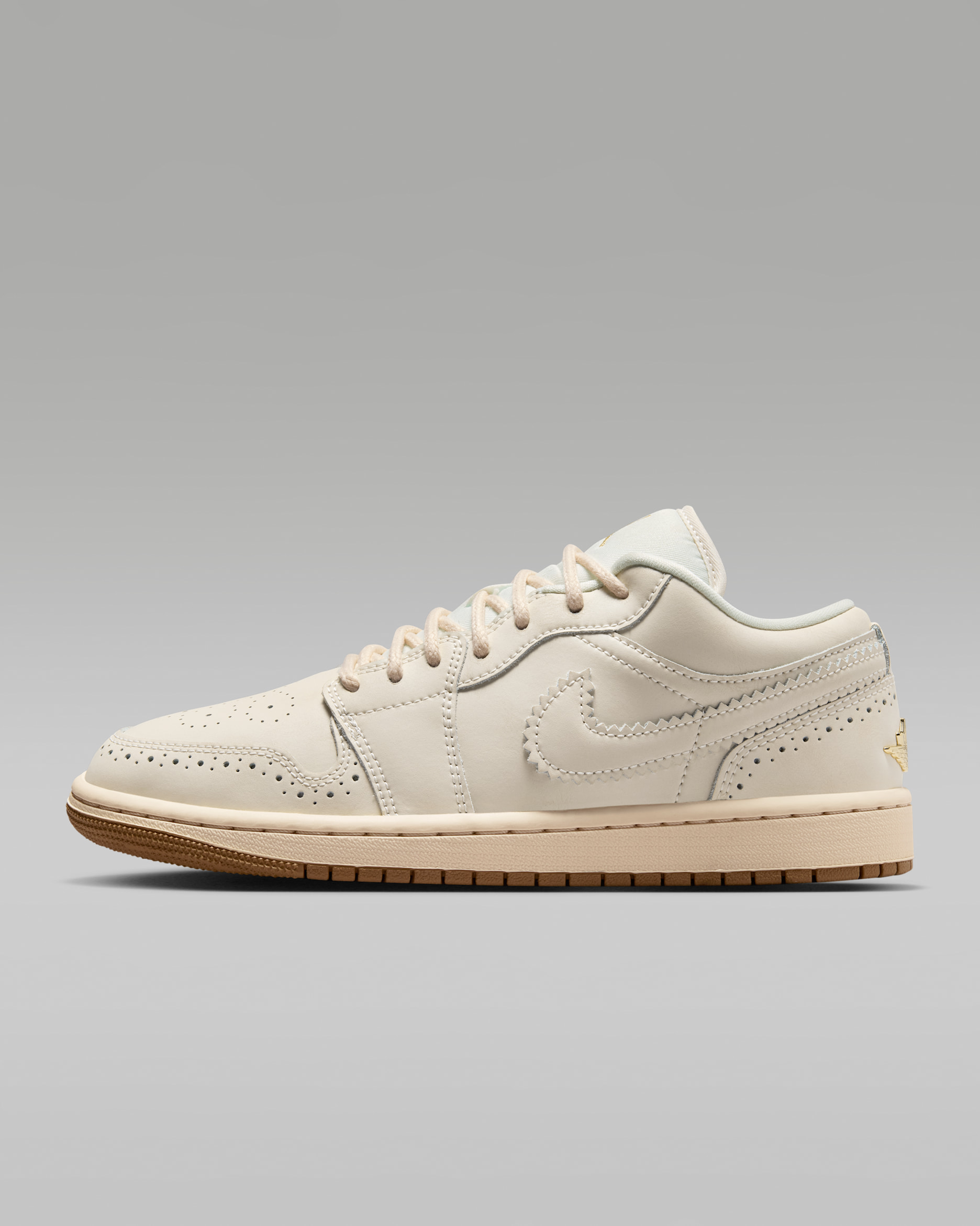 Air Jordan 1 Low SE Women's Shoes - Chalk/Metallic Gold/Pearl White/Chalk