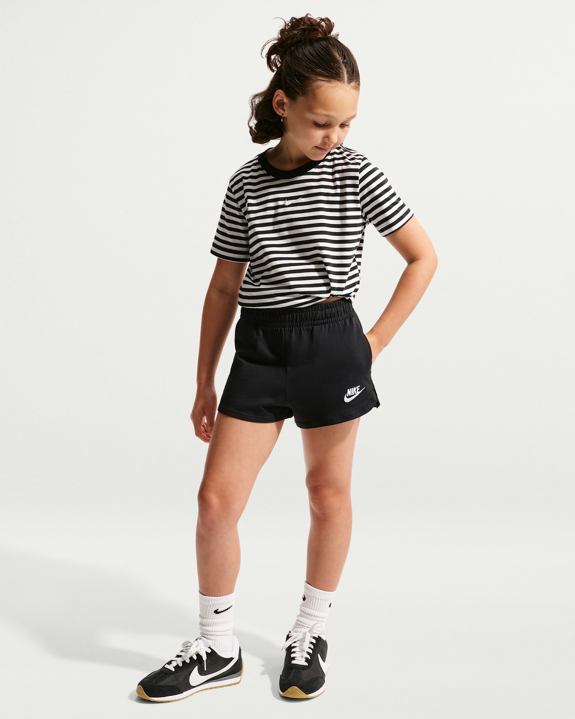 Nike Sportswear Older Kids' (Girls') Jersey Shorts - Black/White