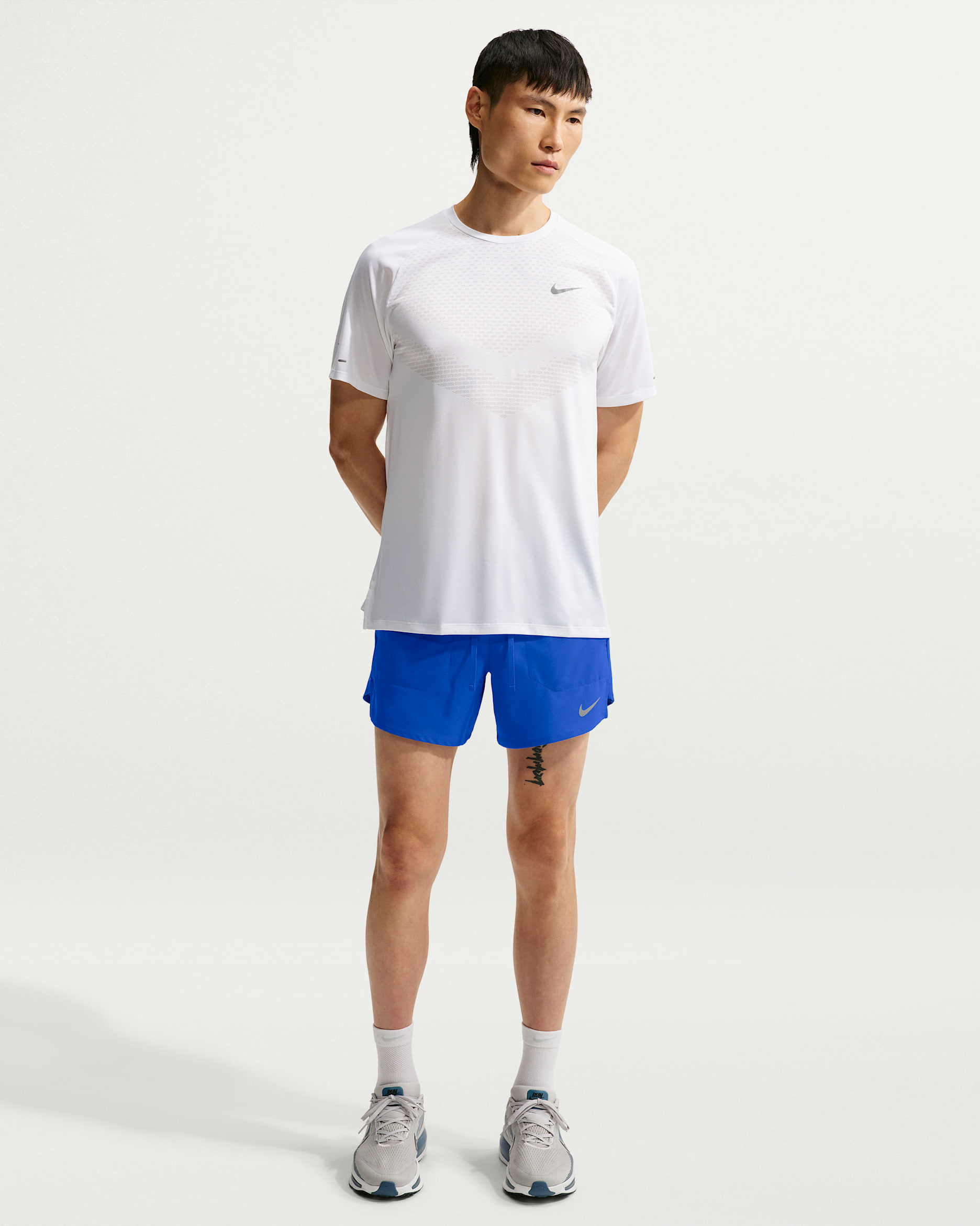 Nike Stride Men's Dri-FIT 13cm (approx.) Brief-Lined Running Shorts - Hyper Royal