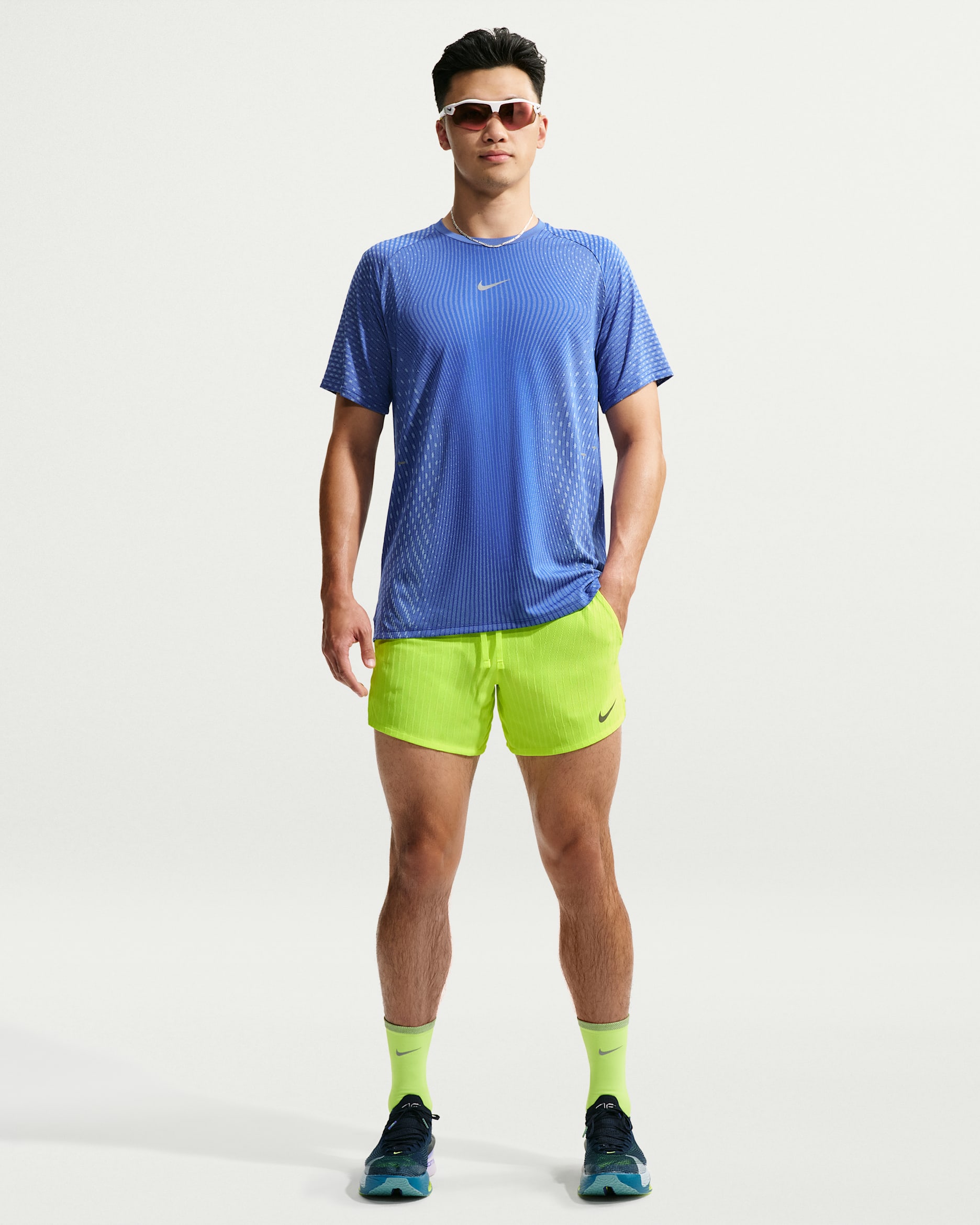 Nike Stride Aero-FIT Men's 12.5cm (approx.) Brief-Lined Running Shorts - Volt