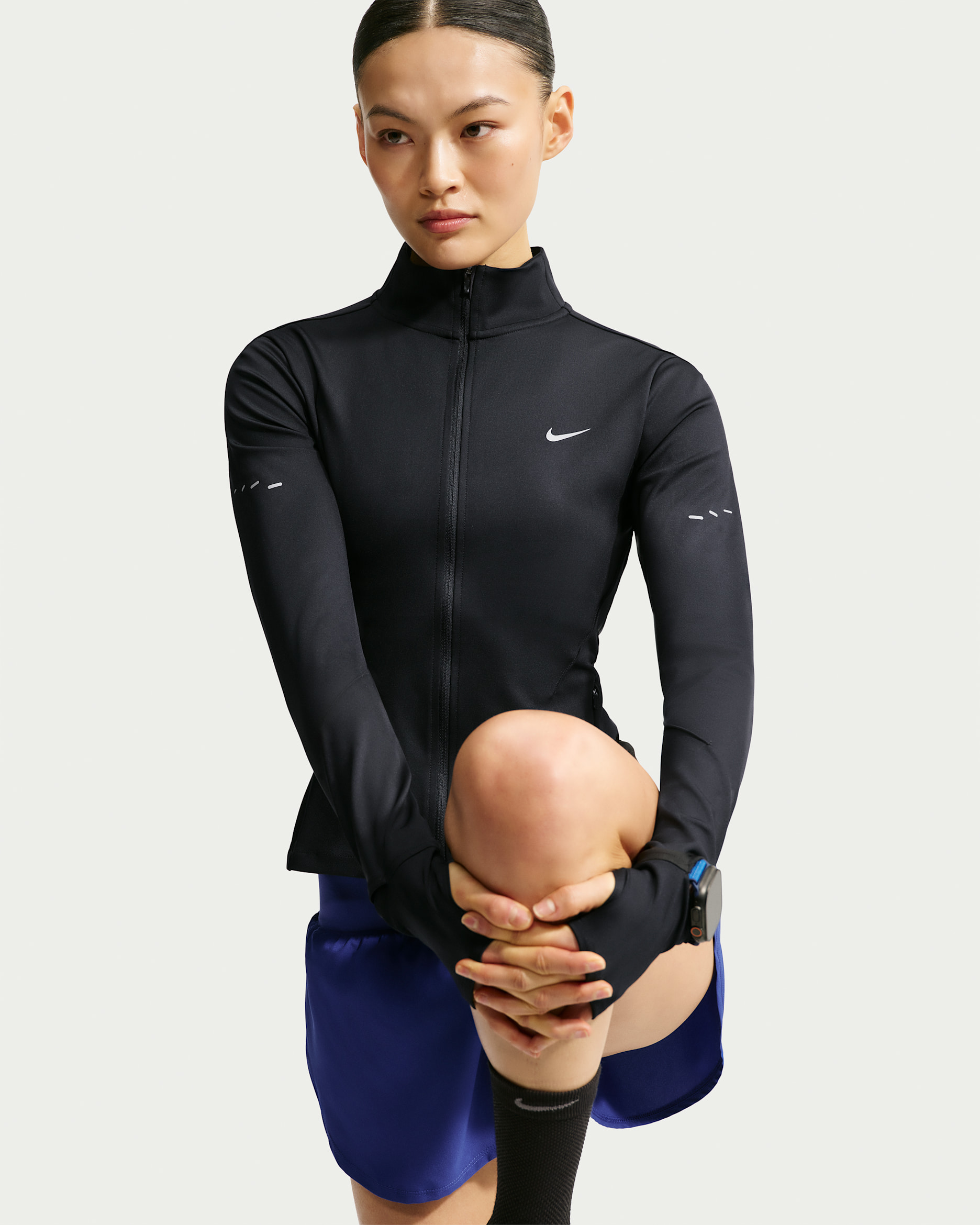 Nike Swift Women's Dri-FIT Full-Zip Running Jacket - Black