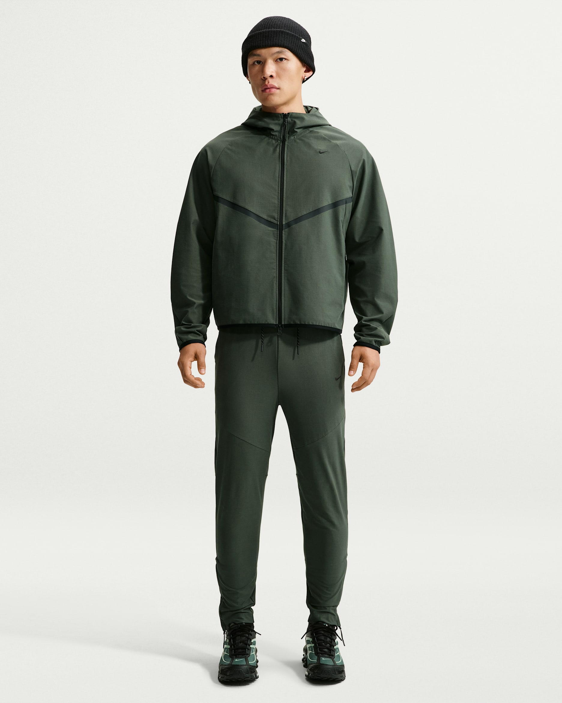 Nike Tech Men's Dri-FIT Shori Knit Pants - Camo Green/Black
