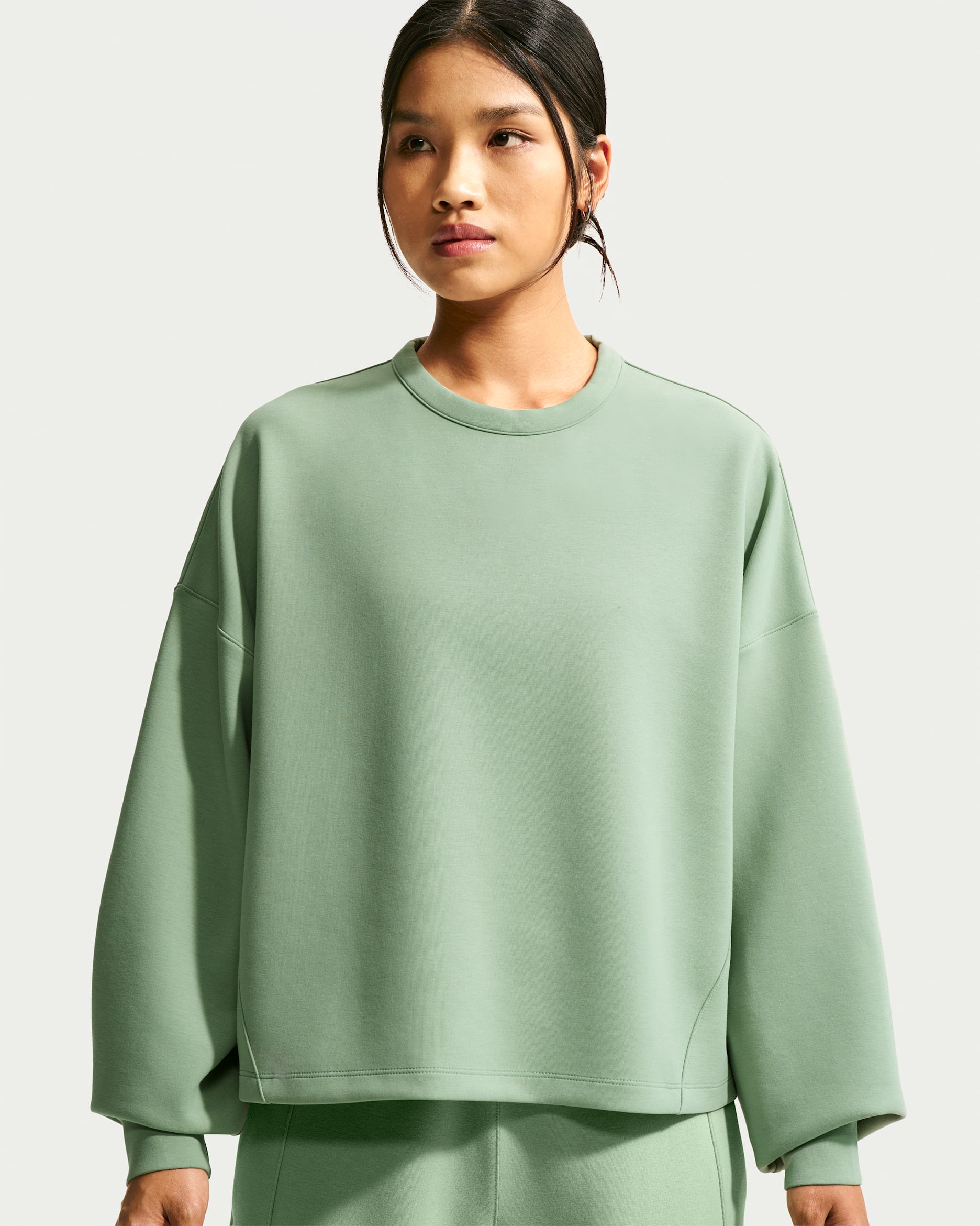 Nike 24.7 ImpossiblySoft Women's Dri-FIT Oversized Crew-Neck Top - Steam/Dutch Green