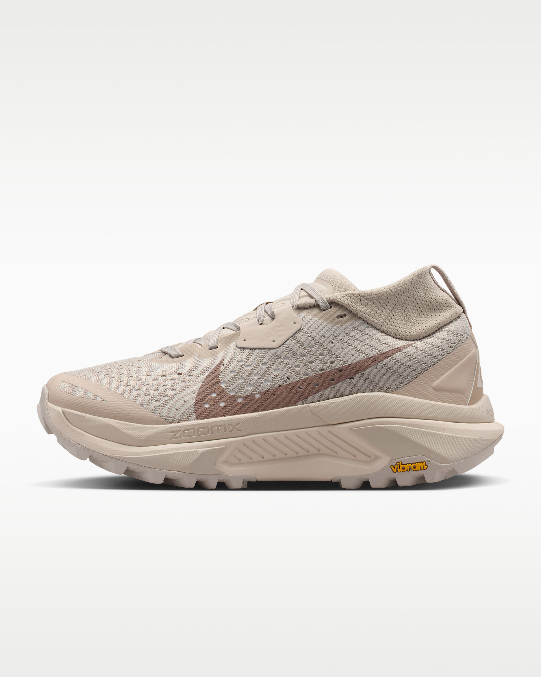ACG Zegama Trail Women's Trail-Running Shoes - Cream II/Safety Orange/Light Orewood Brown