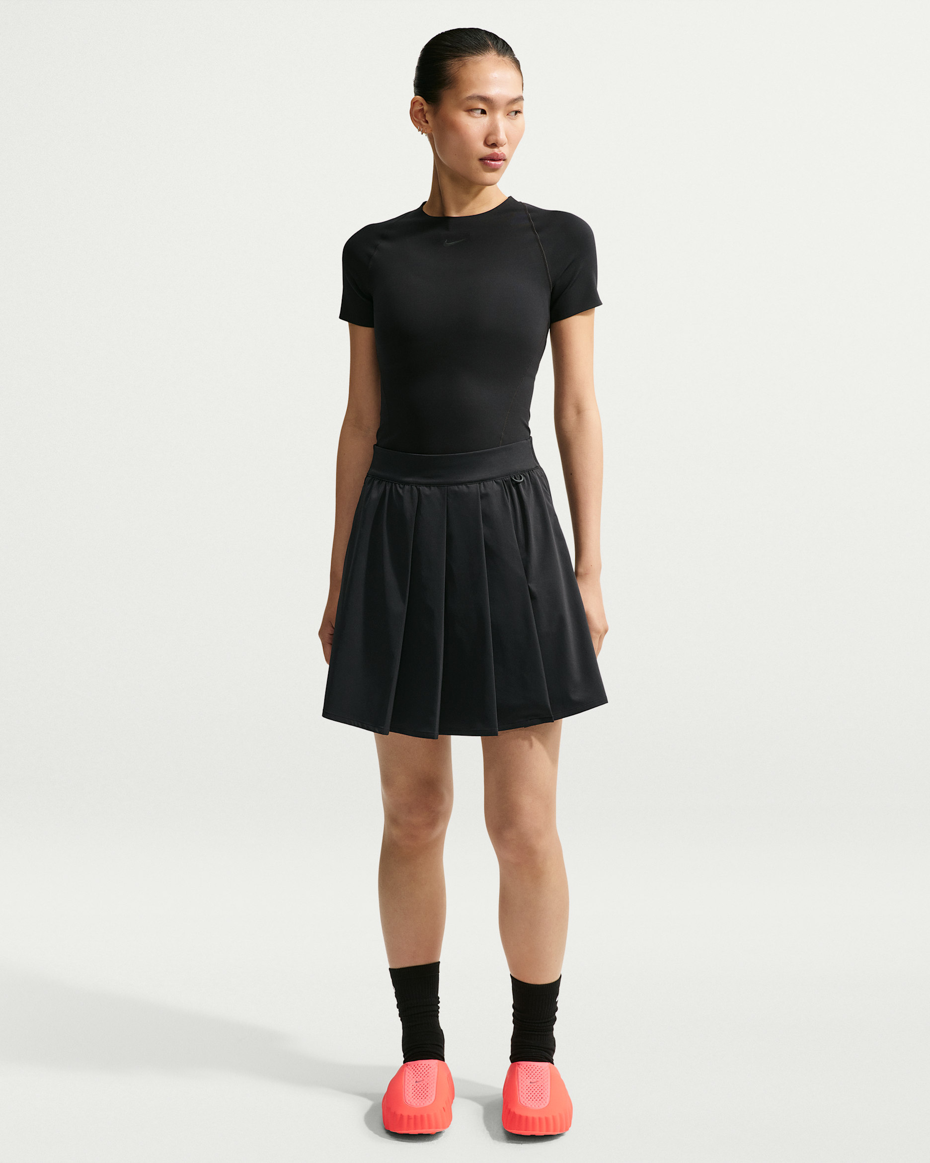 Nike 24.7 PerfectStretch Women's Dri-FIT High-Rise Pleated Skirt - Black/Dark Smoke Grey