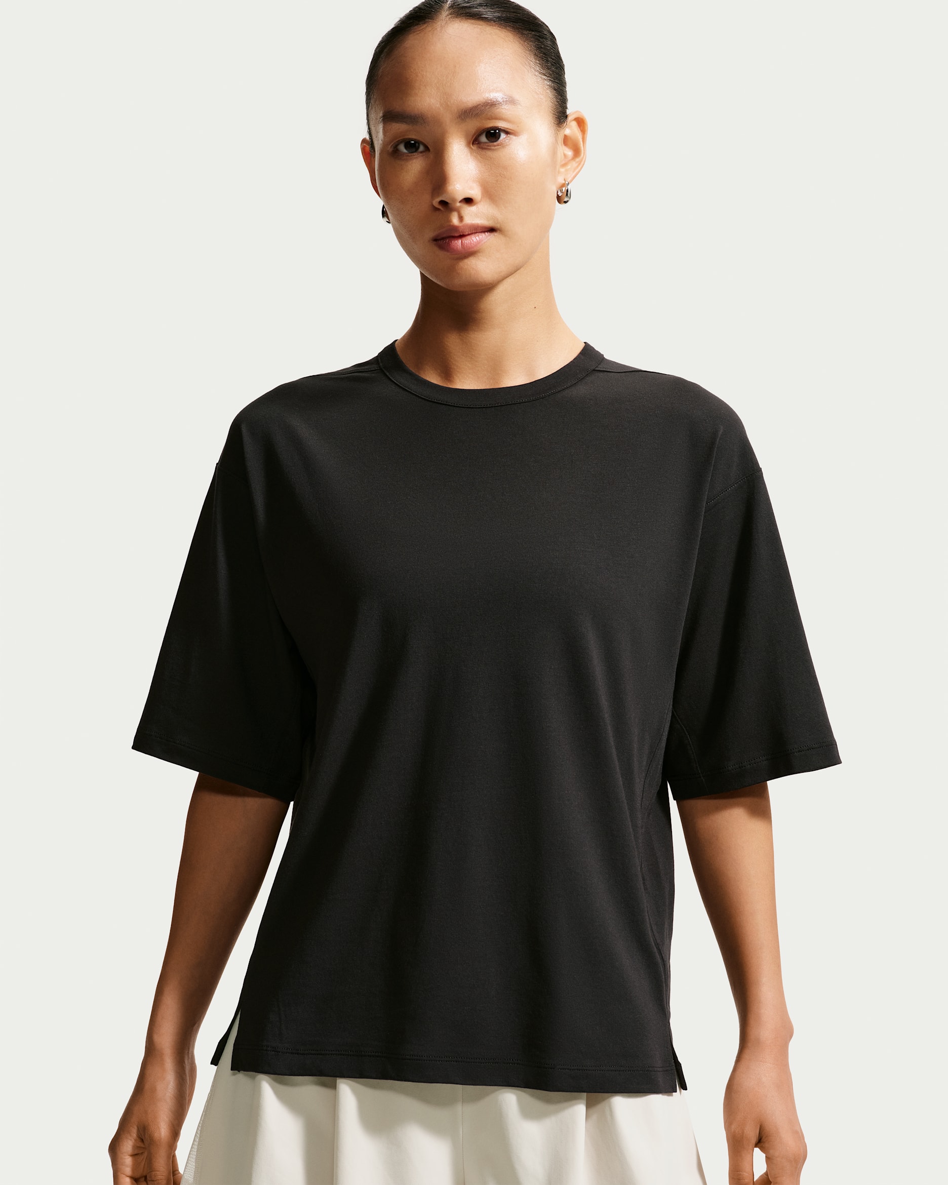 Nike 24.7 ImpossiblySoft Light Women's Dri-FIT Short-Sleeve T-Shirt - Black/Dark Smoke Grey