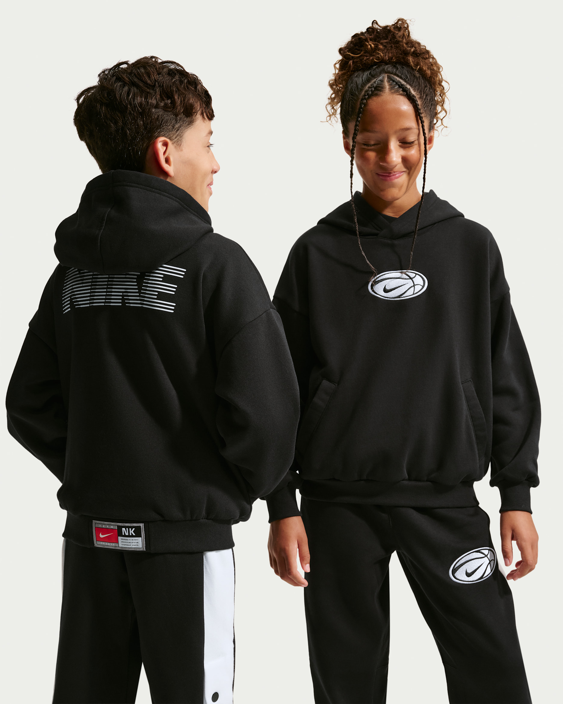 Nike Older Kids' Dri-FIT Basketball Hoodie - Black/White