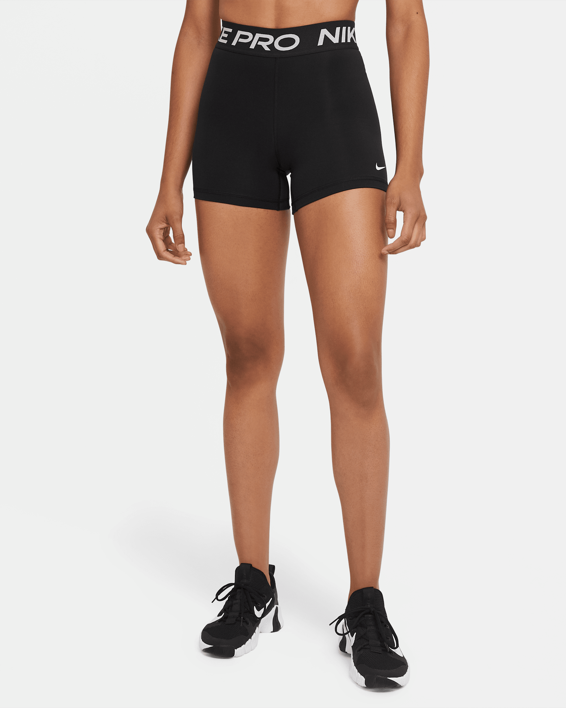 Nike Pro 365 Women's 13cm (approx.) Shorts (Plus Size) - Black/White