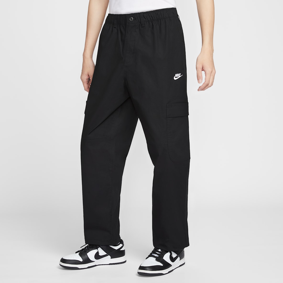 Nike Sportswear Club Men's Woven Cargo Trousers