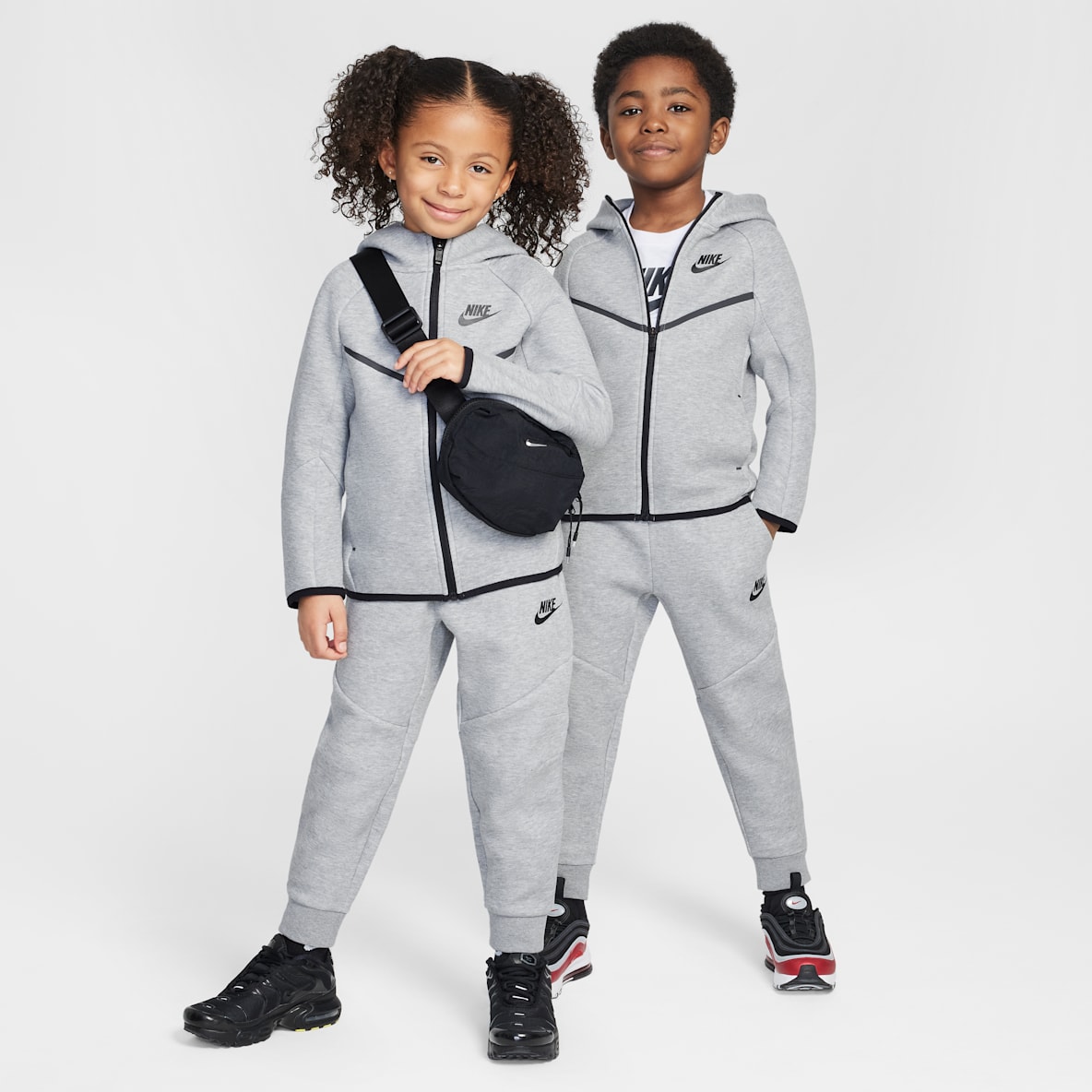 Nike スポーツウェア リトルキッズ テック フリース ツーピース フルジップ セットアップ
