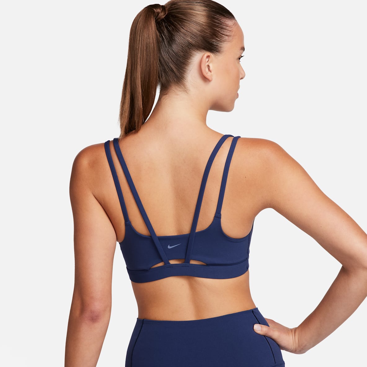 Nike Zenvy Strappy Women's Light-Support Padded Sports Bra